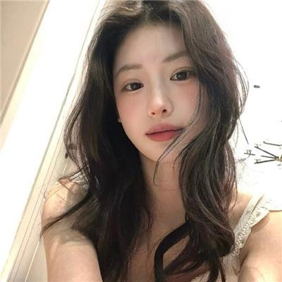 一个死气沉沉的夏天